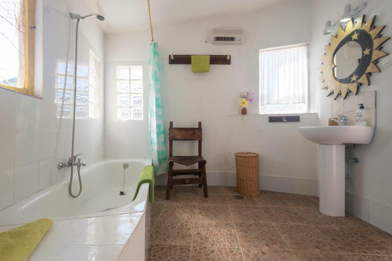 Casa Cueva Muntasal Villa Monachil Ngoại thất bức ảnh